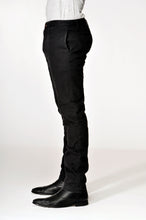 Load image into Gallery viewer, Skinny Chino Pants - Black Side
