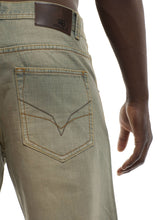 Load image into Gallery viewer, Relaxed Fit Jeans - Desert Back Pocket
