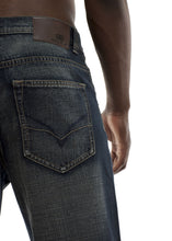 Load image into Gallery viewer, Relaxed Fit Jeans - Ink Back Pocket
