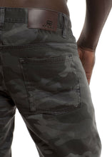Load image into Gallery viewer, Skinny Pants - Black Camo Back Pocket
