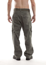 Load image into Gallery viewer, Cargo Pants - Olive
