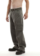 Load image into Gallery viewer, Cargo Pants - Olive Side
