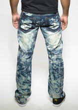 Load image into Gallery viewer, Extreme Wash Jeans
