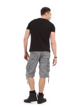 Load image into Gallery viewer, Straight Fit Cargo Shorts
