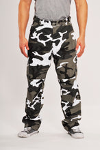 Load image into Gallery viewer, Black Camo
