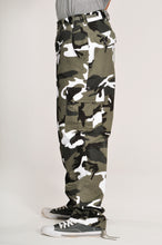 Load image into Gallery viewer, Miltary Pants - Black Camo Side
