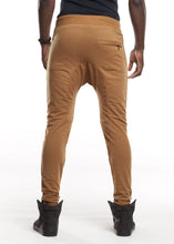 Load image into Gallery viewer, Men&#39;s Drop Crotch Fleece Jogger
