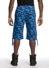 Load image into Gallery viewer, Men&#39;s Camo Shorts

