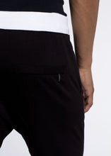 Load image into Gallery viewer, Men&#39;s Drop Crotch Jogger
